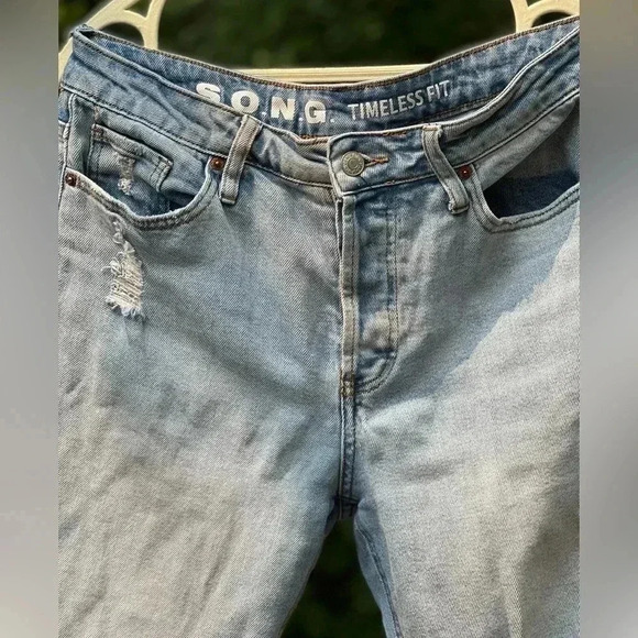 3/$25 SONG Timeless Fit Straight Leg Jeans Size 9 - Picture 4 of 7